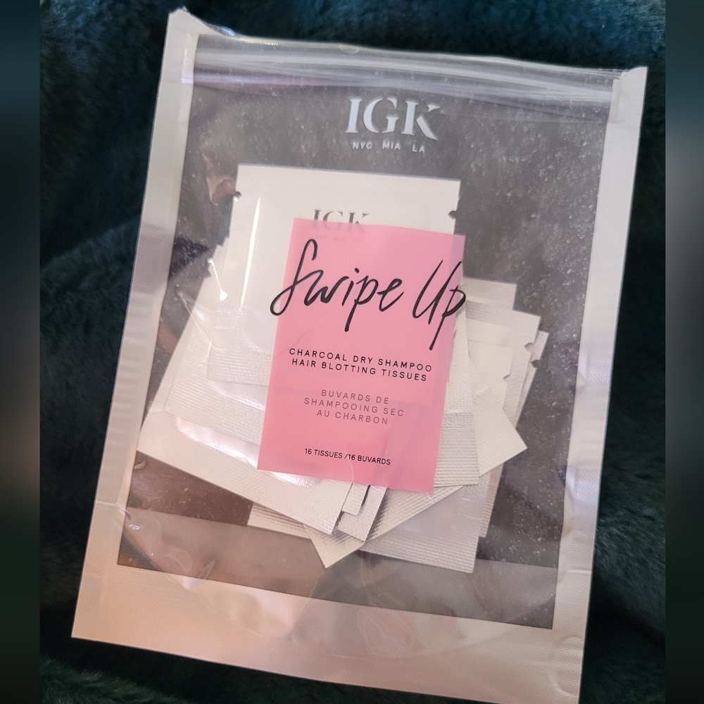 IGK Swipe Up Charcoal Dry Shampoo Hair Blotting Tissues